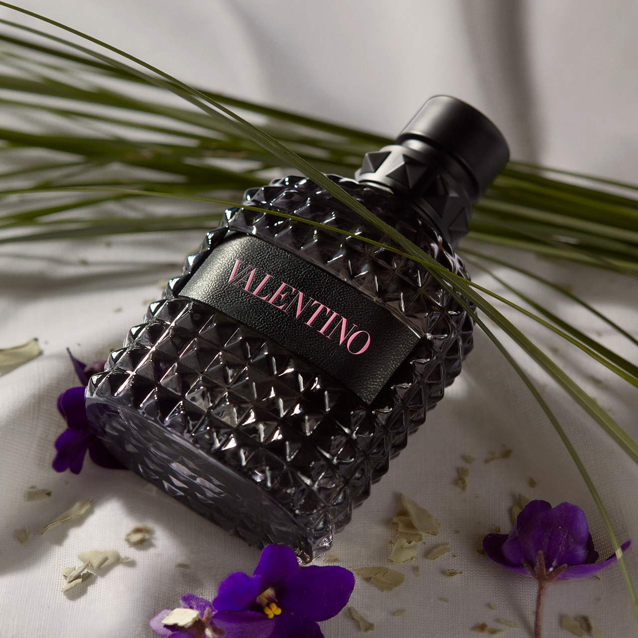Valentino Uomo Born In Roma Eau de Toilette Spray for Men